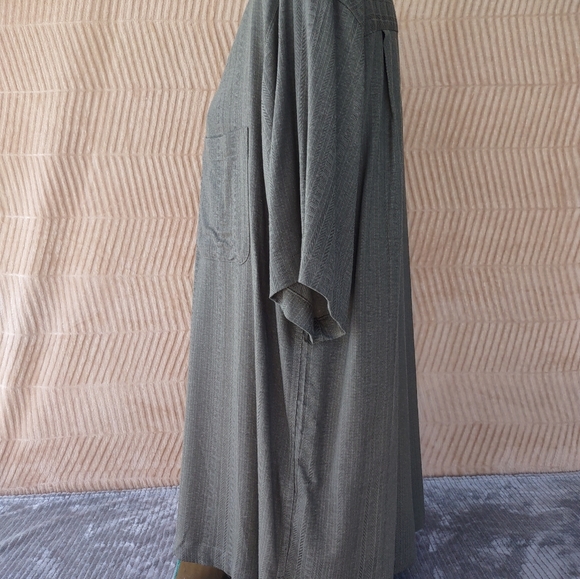 Roundtree & York NWT - Picture 8 of 15